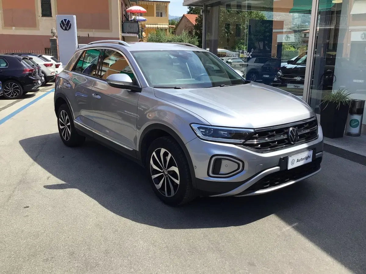 Volkswagen T-Roc usata a Genova (3)