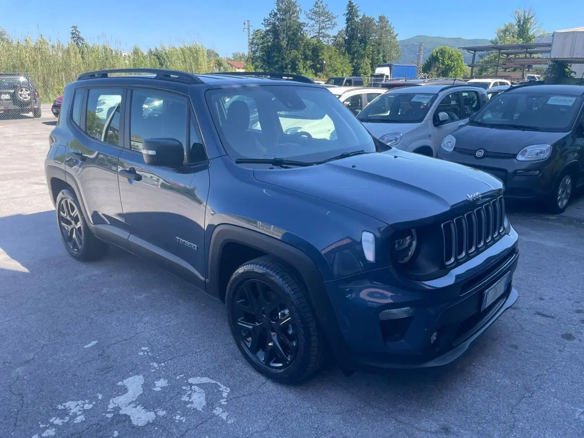 Jeep Renegade nuova a Lucca (6)