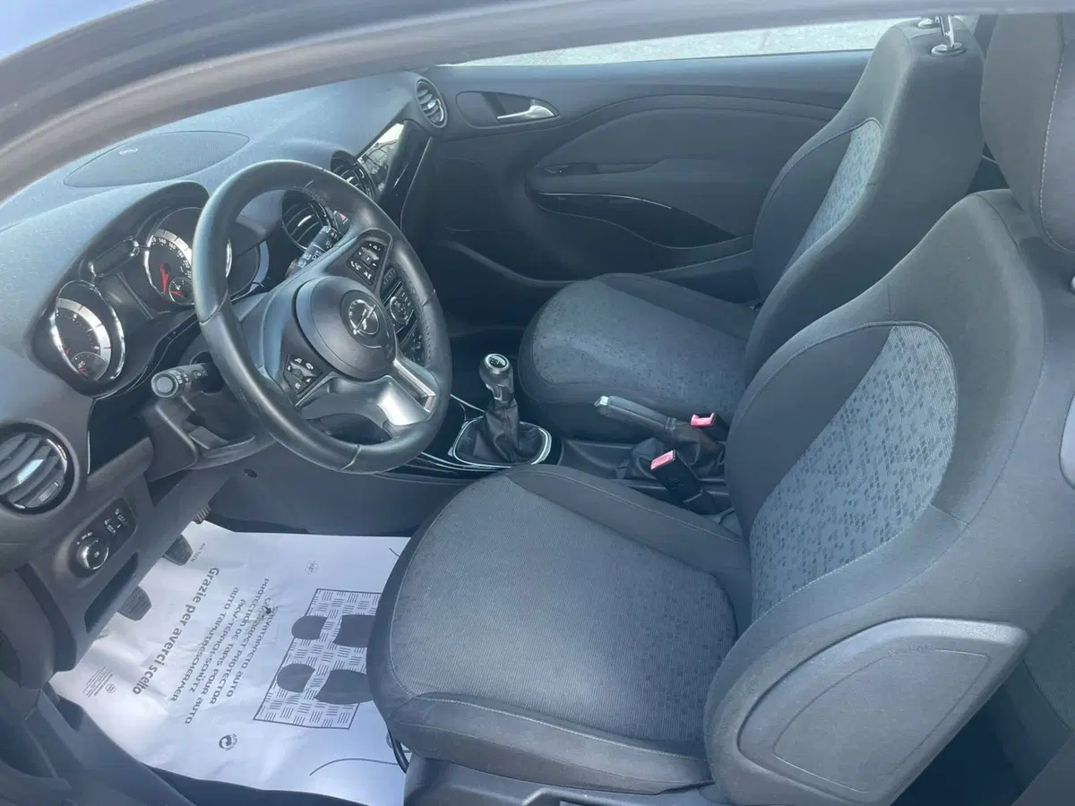Opel Adam usata a Lucca (9)
