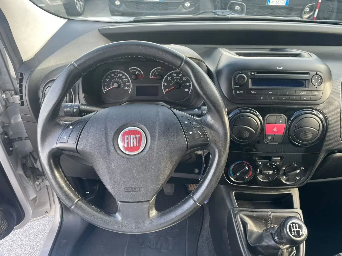 Fiat Qubo usata a Lucca (10)