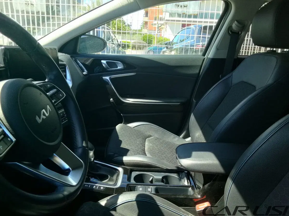 Kia XCeed usata a Foggia (3)