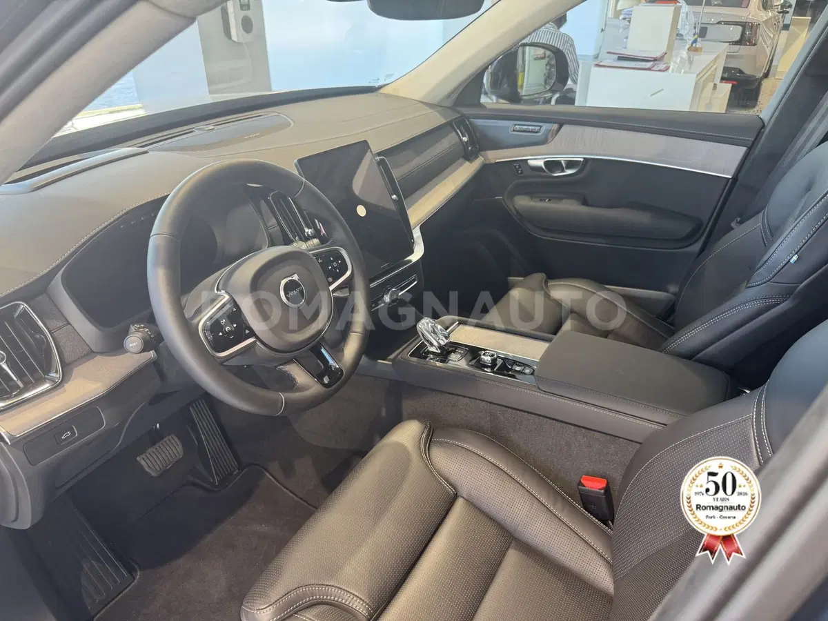 Volvo XC90 nuova a Forlì-Cesena (6)
