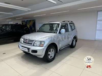 Mitsubishi Pajero 3.2 16V DI-D 3p. GLX del 2000 usata a Forli'