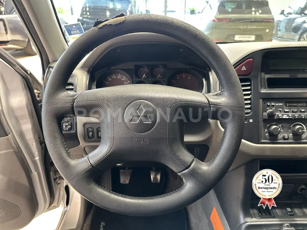Mitsubishi Pajero usata a Forlì-Cesena (13)