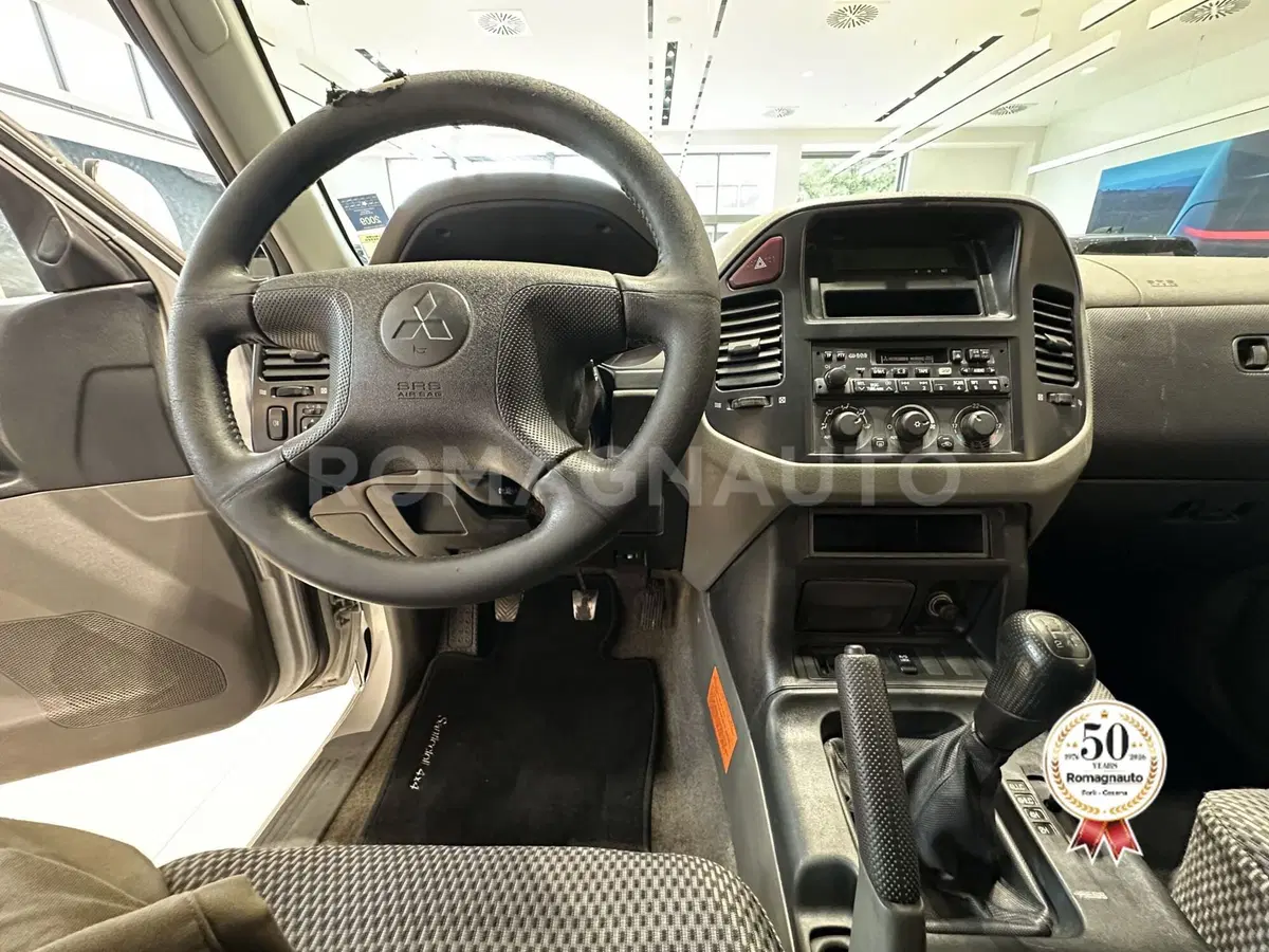 Mitsubishi Pajero usata a Forlì-Cesena (14)