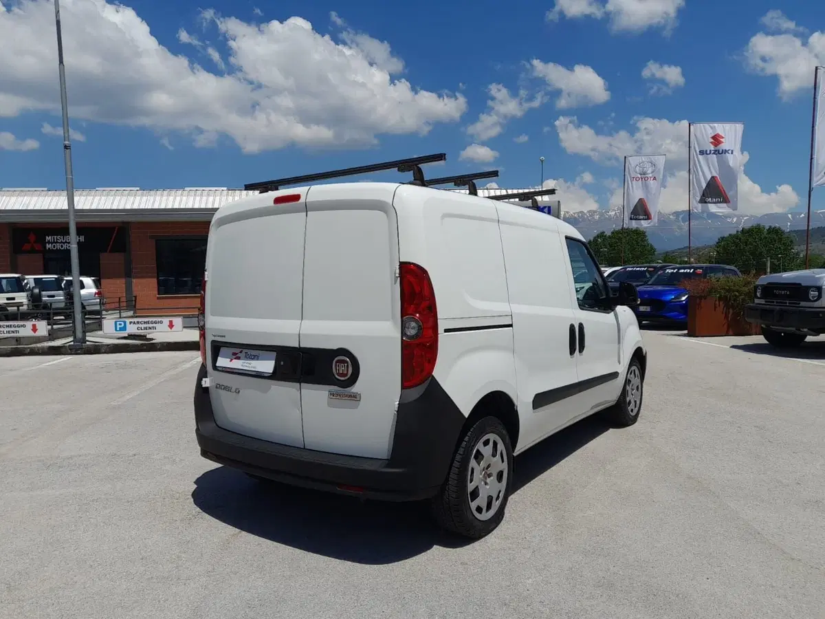 Fiat Doblò Furgone usata a L'Aquila (16)