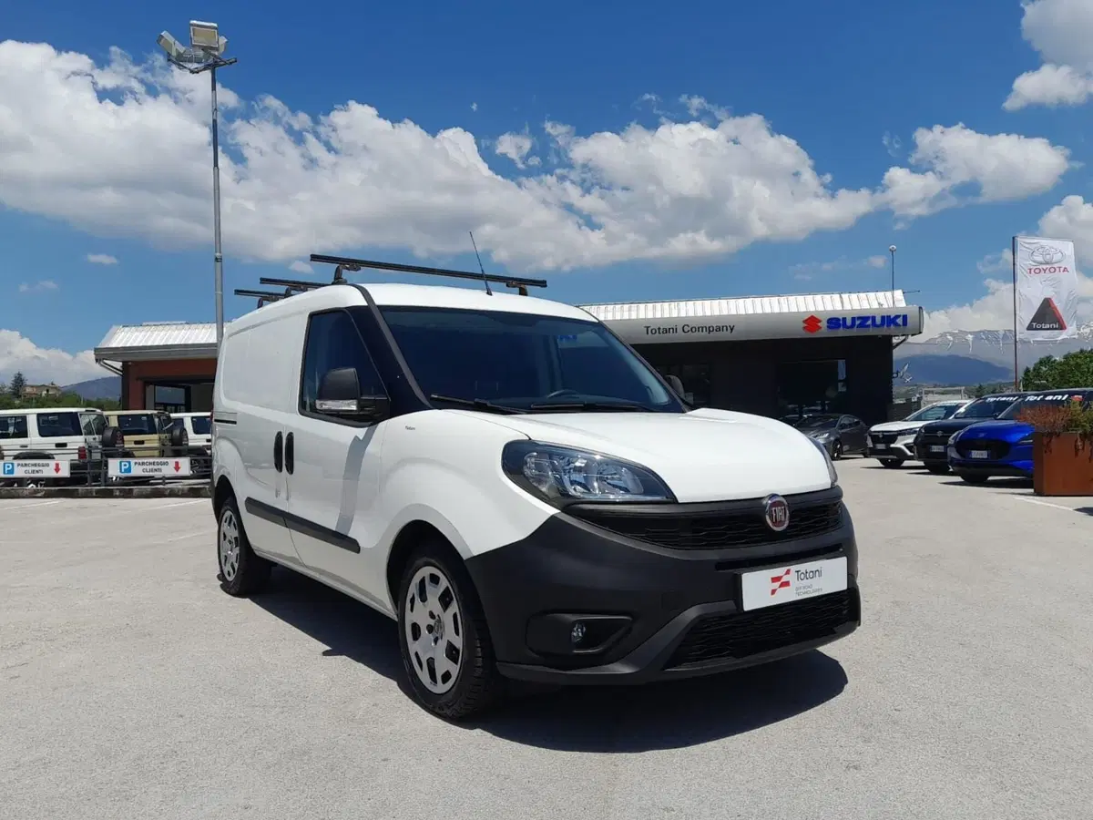 Fiat Doblò Furgone usata a L'Aquila (18)