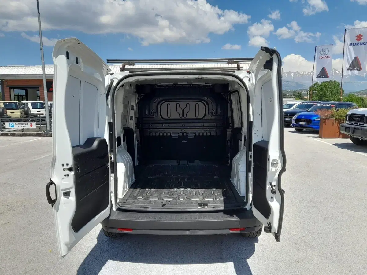 Fiat Doblò Furgone usata a L'Aquila (3)