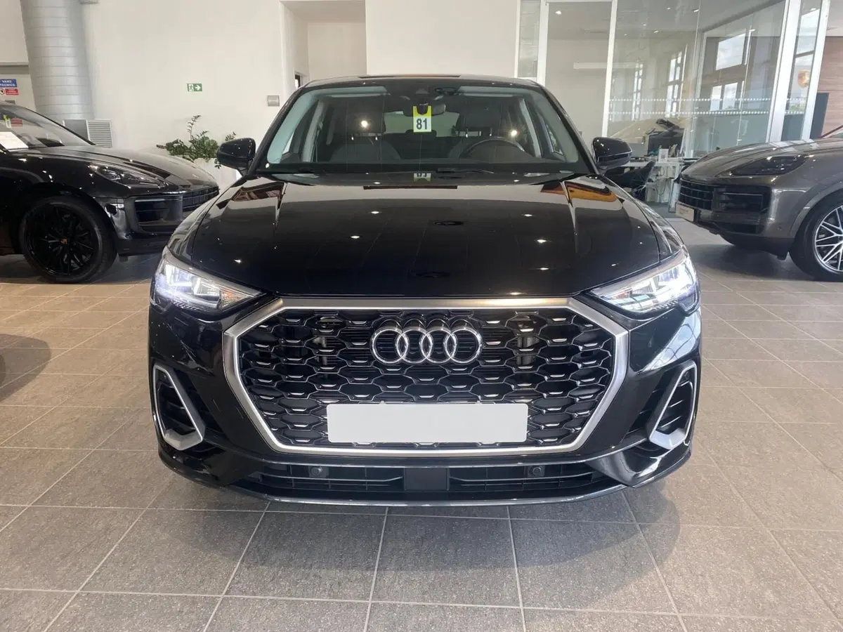 Audi Q3 Sportback usata a Firenze (2)