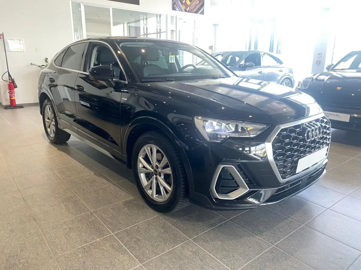 Audi Q3 Sportback usata a Firenze (3)