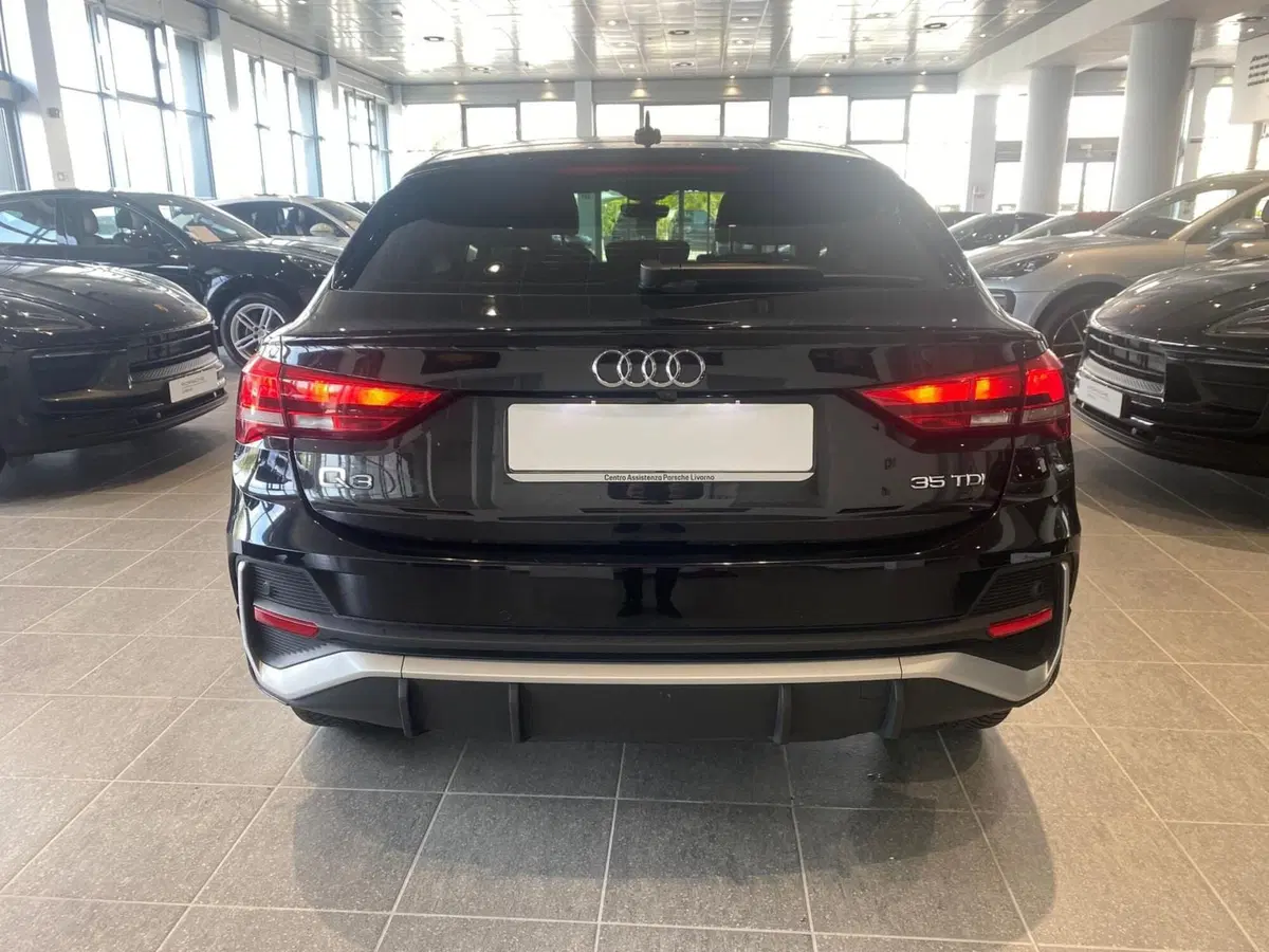Audi Q3 Sportback usata a Firenze (5)