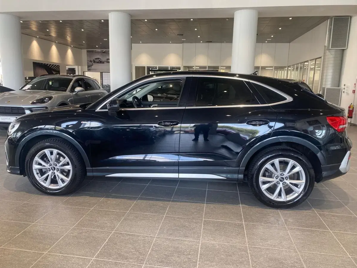 Audi Q3 Sportback usata a Firenze (8)