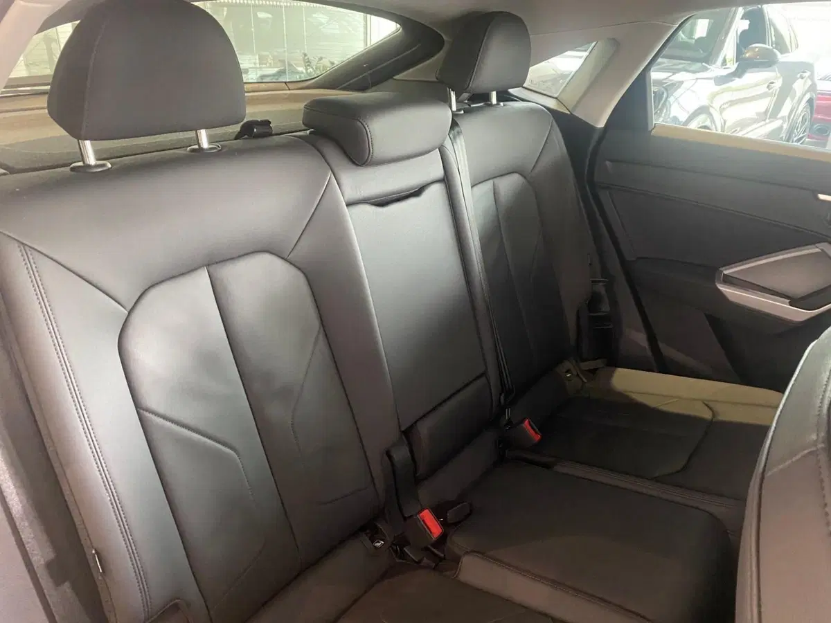 Audi Q3 Sportback usata a Firenze (9)