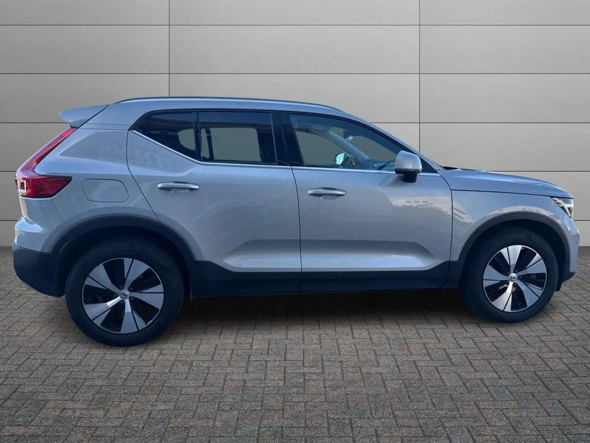 Volvo XC40 usata a Reggio Calabria (3)