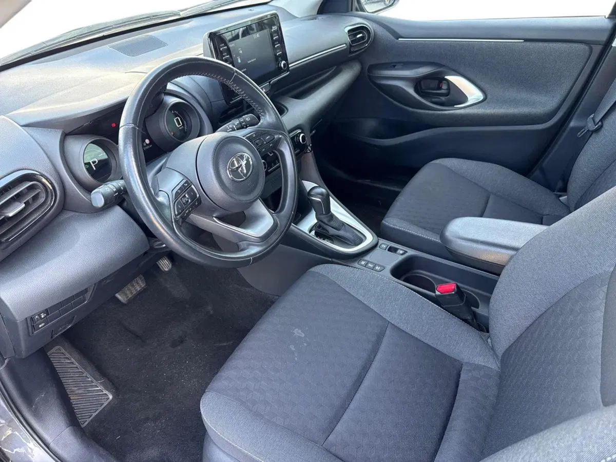 Toyota Yaris usata a Reggio Calabria (7)