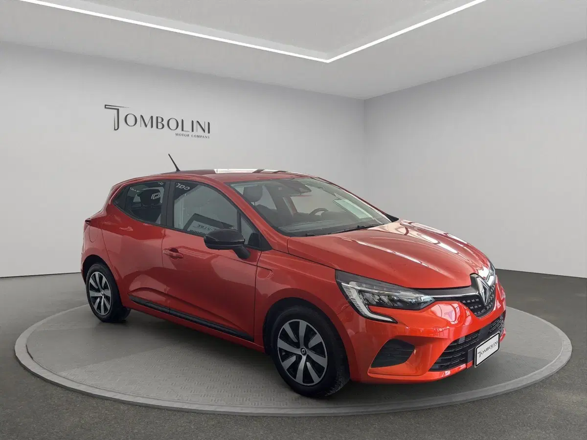 Renault Clio usata a Macerata (2)