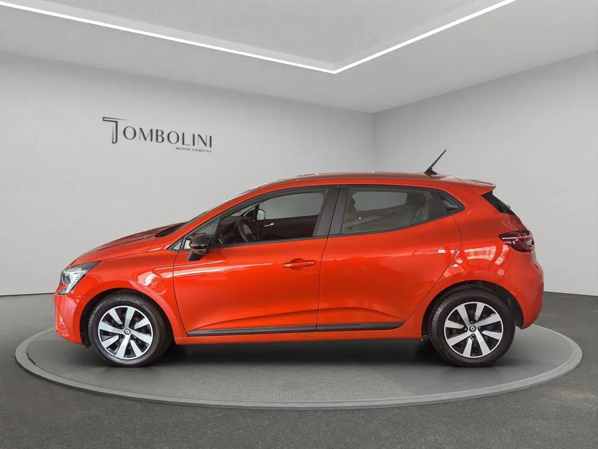 Renault Clio usata a Macerata (8)