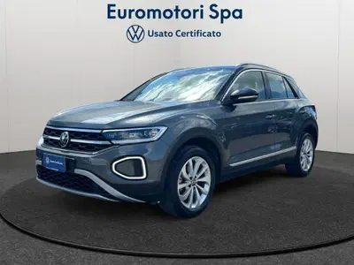Volkswagen T-Roc 1.5 tsi Style del 2023 usata a Monteriggioni