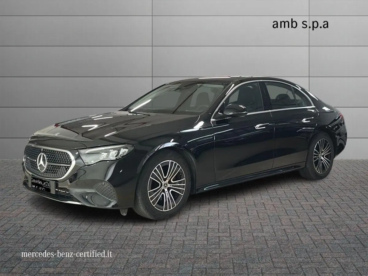 Mercedes-Benz Classe E usata a Napoli