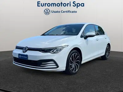 Volkswagen Golf 1.0 eTSI EVO DSG Life del 2021 usata a Grosseto