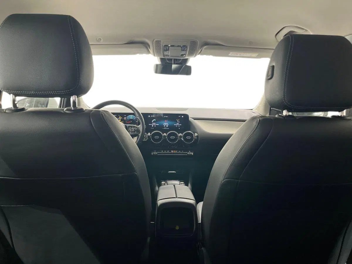 Mercedes-Benz GLA SUV usata a Napoli (18)