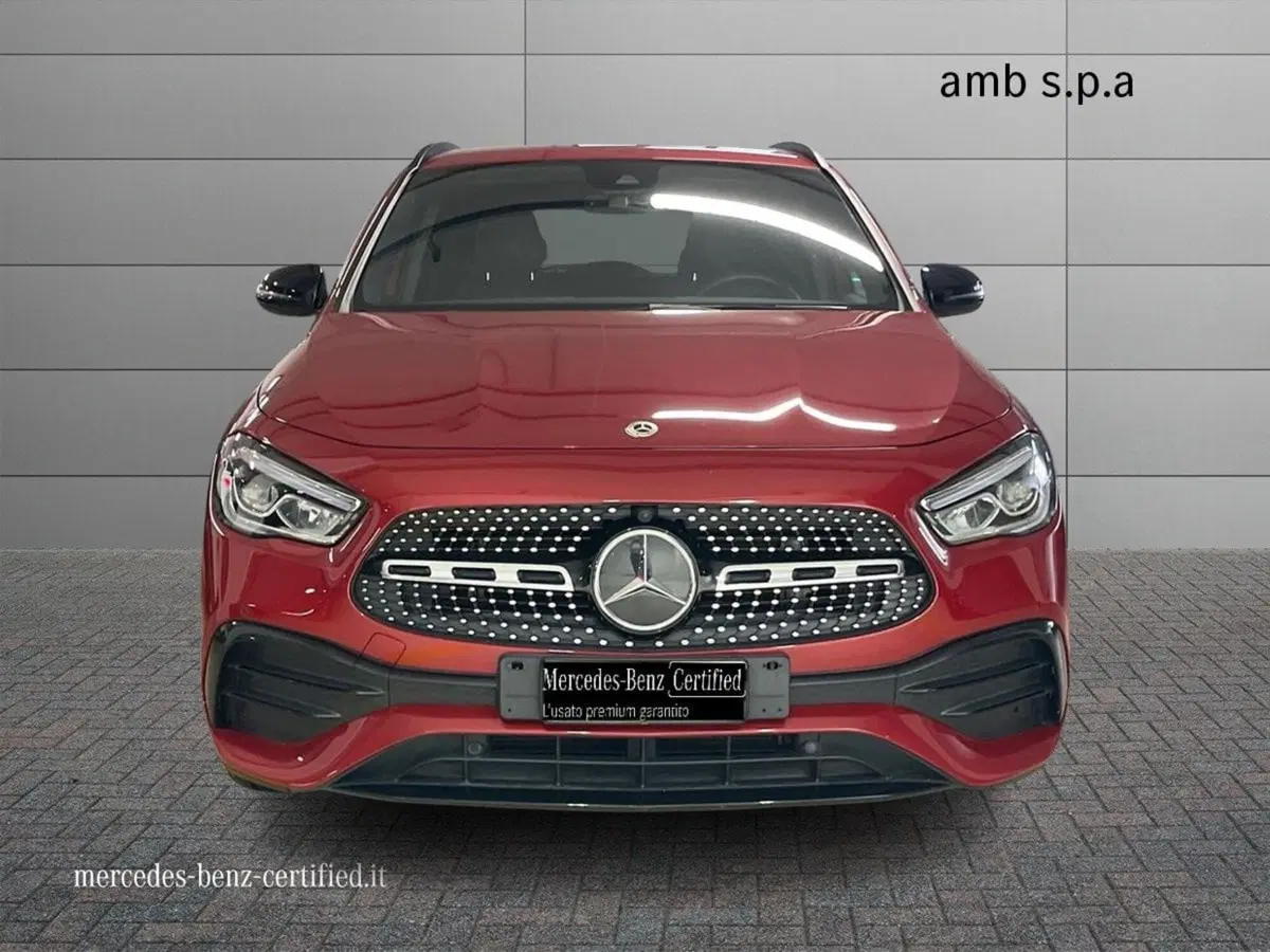 Mercedes-Benz GLA SUV usata a Napoli (3)