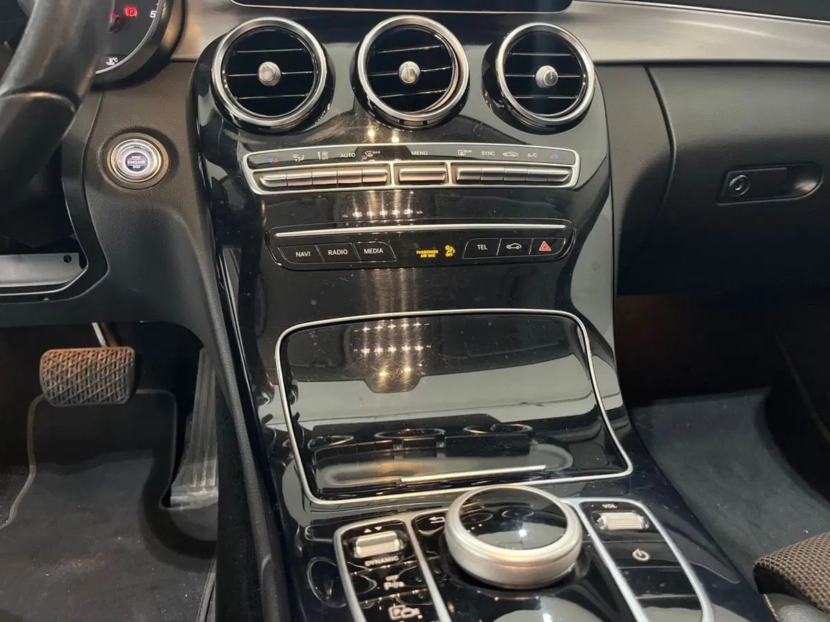 Mercedes-Benz Classe C usata a Napoli (14)