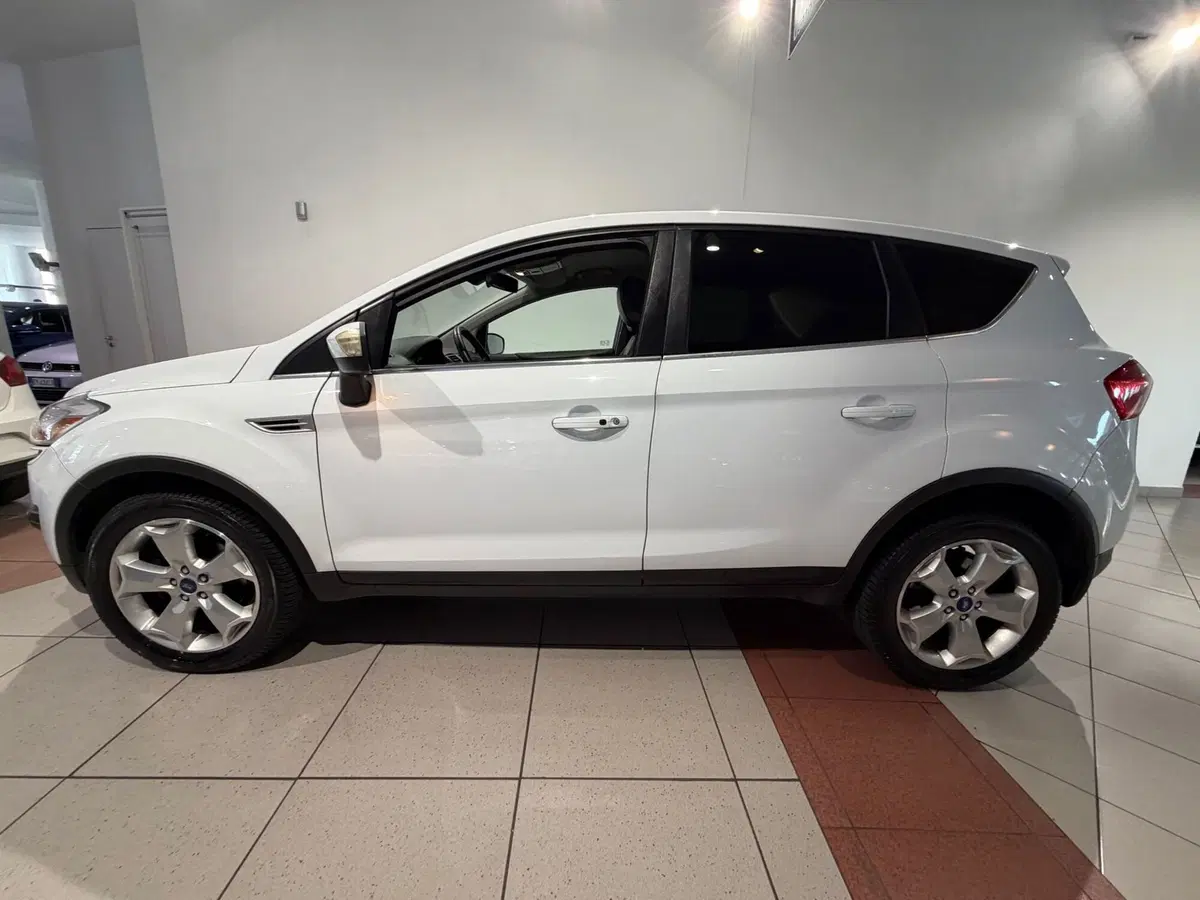 Ford Kuga usata a Genova (2)