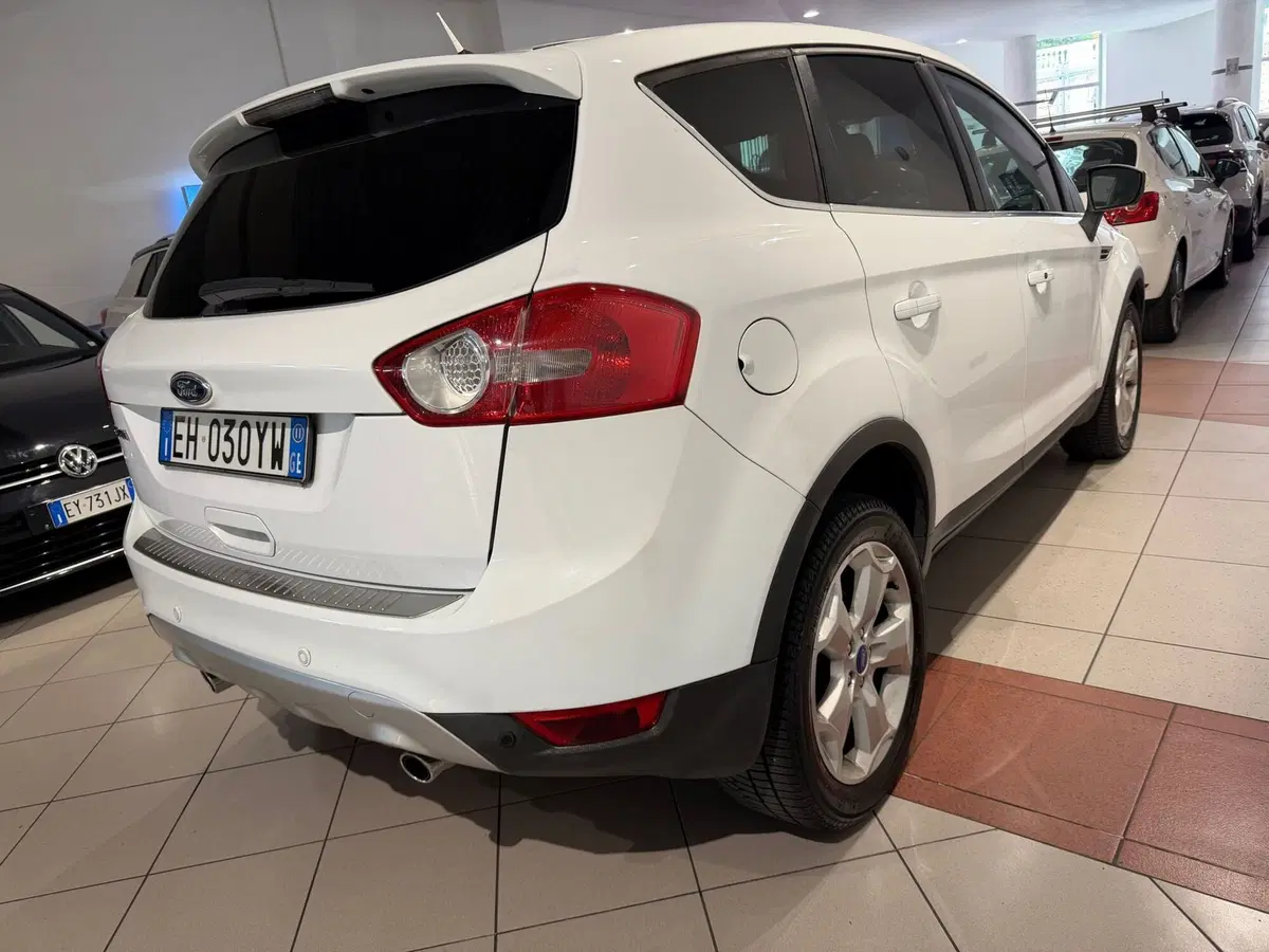 Ford Kuga usata a Genova (5)