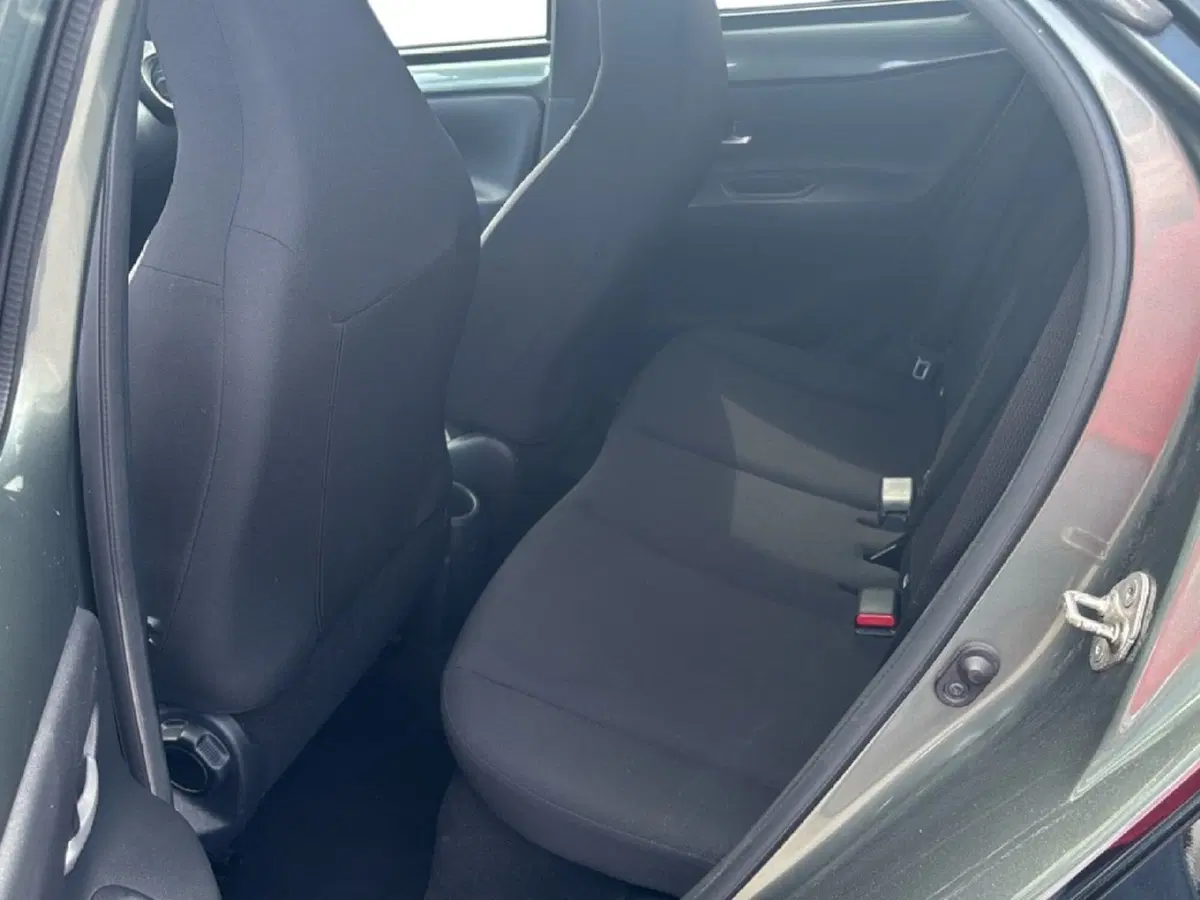 Toyota Aygo X usata a Massa-Carrara (11)