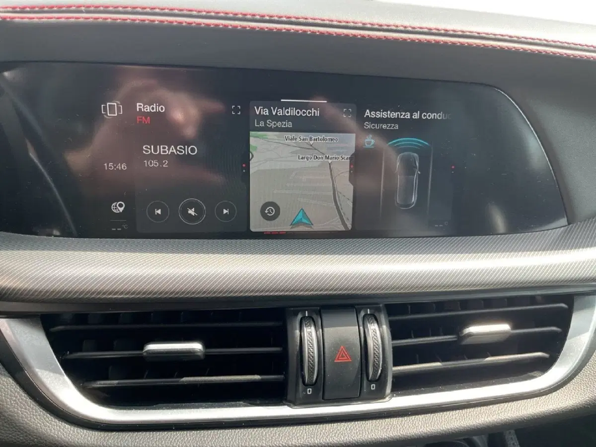 Alfa Romeo Stelvio usata a Massa-Carrara (15)