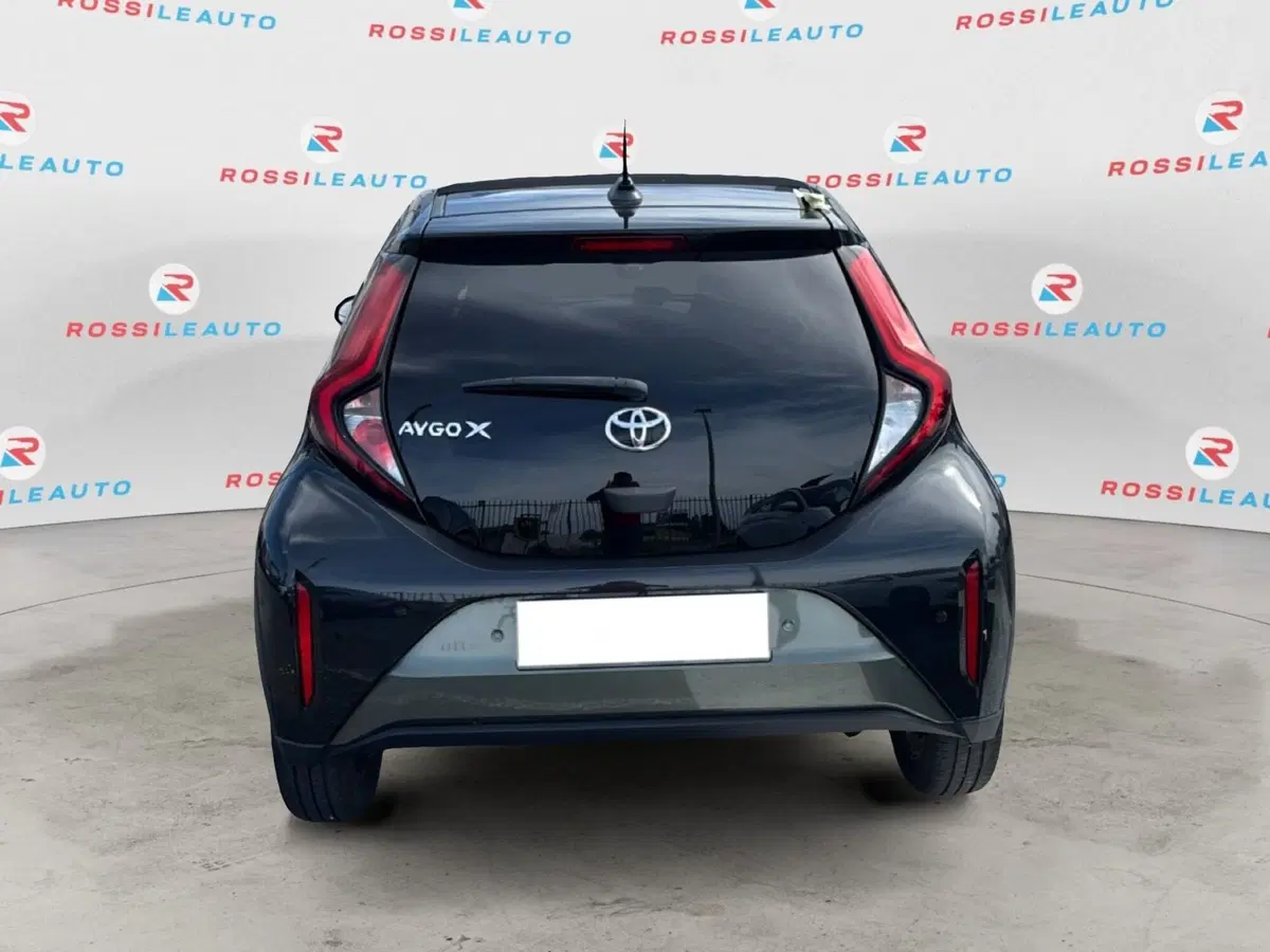 Toyota Aygo X usata a Massa-Carrara (6)