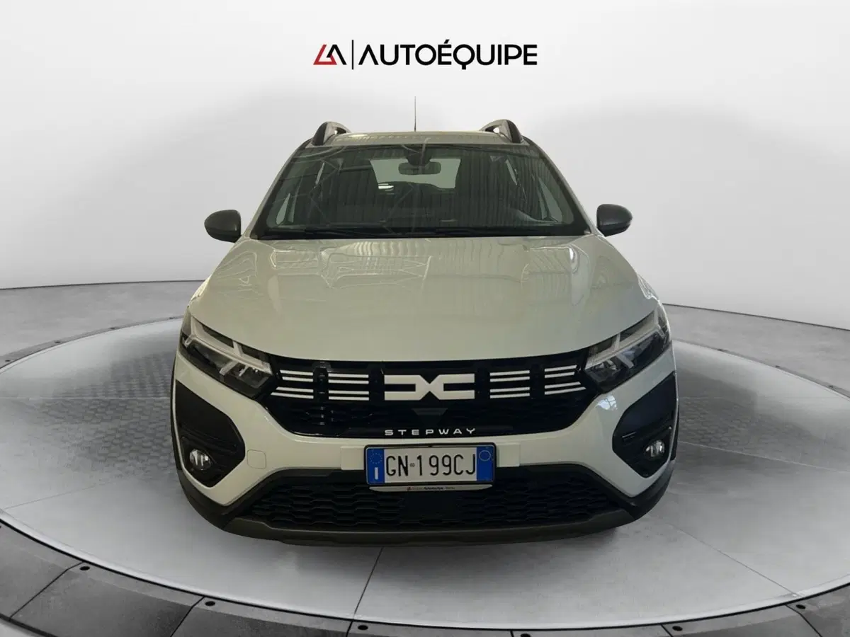 Dacia Sandero usata a Roma (8)