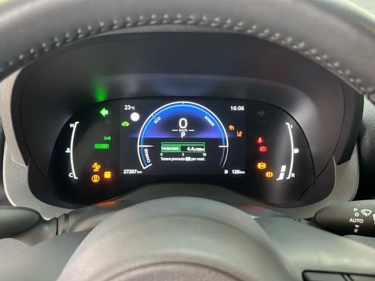 Toyota Yaris usata a Roma (13)