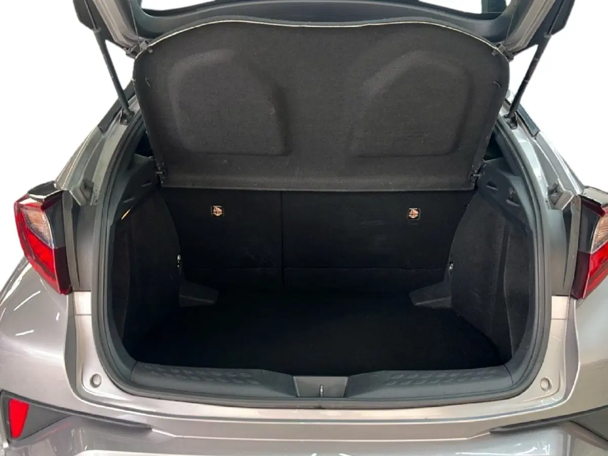 Toyota Toyota C-HR usata a Roma (10)
