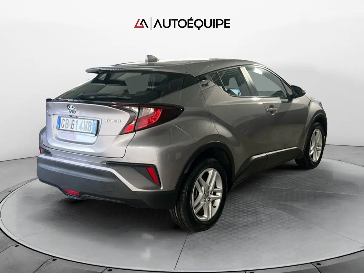 Toyota Toyota C-HR usata a Roma (5)