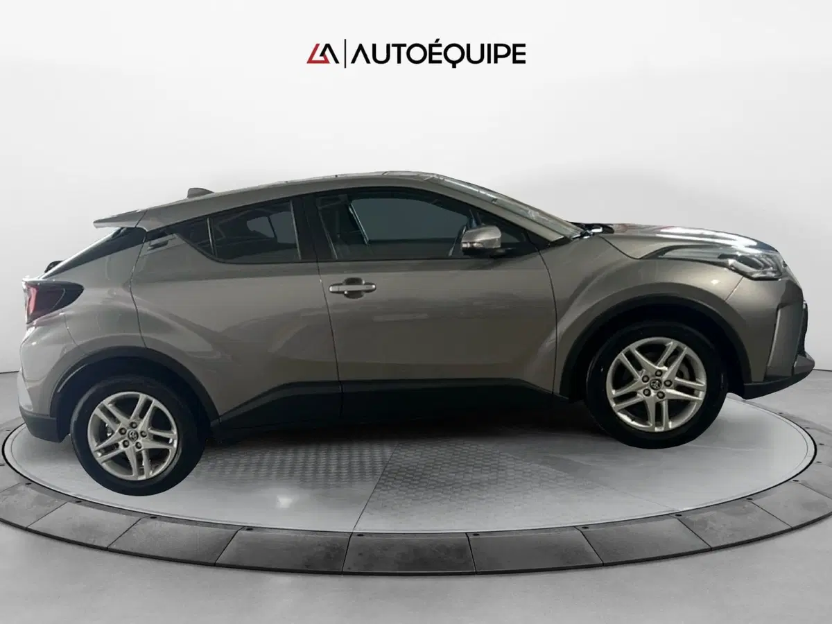 Toyota Toyota C-HR usata a Roma (6)
