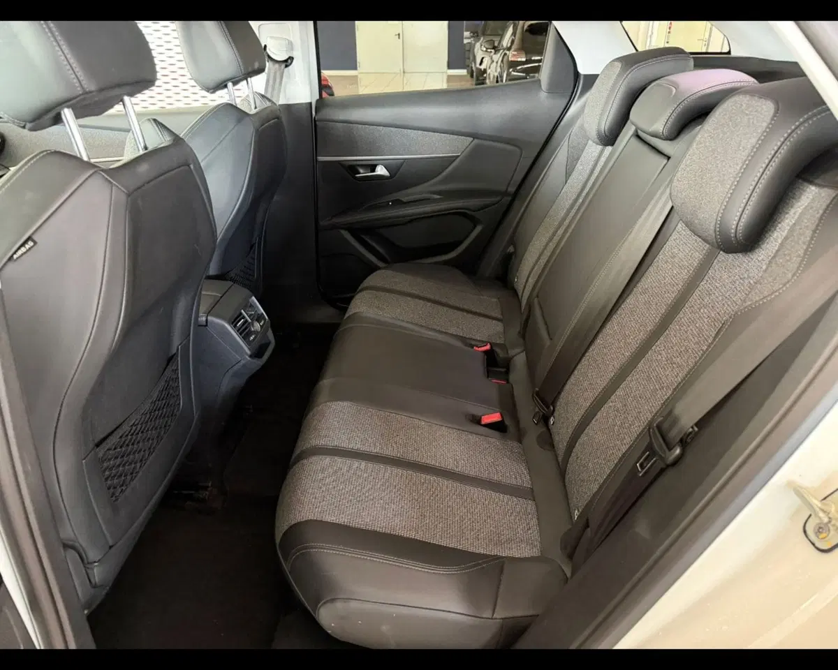 Peugeot 3008 usata a Alessandria (15)