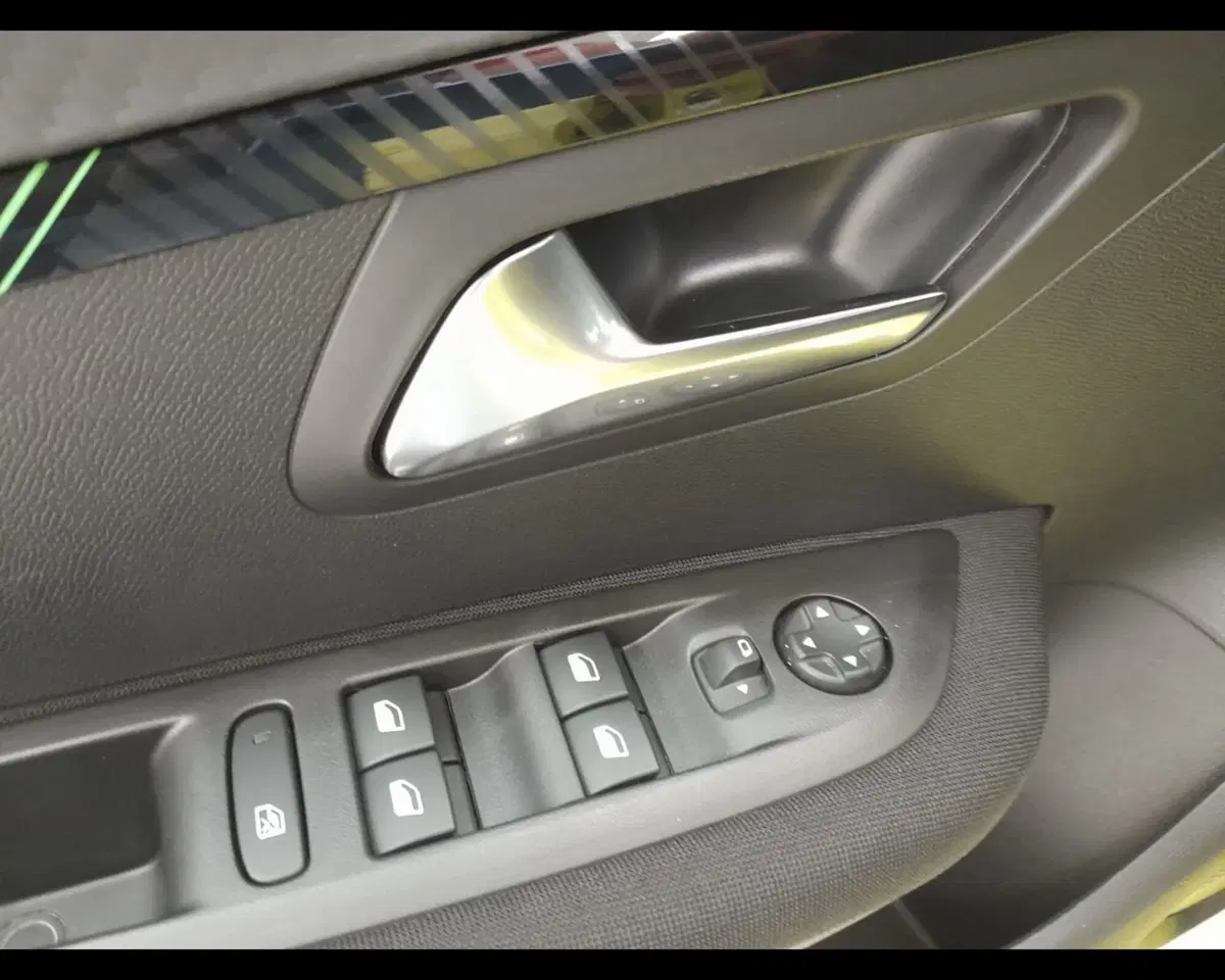 Peugeot 208 usata a Alessandria (18)