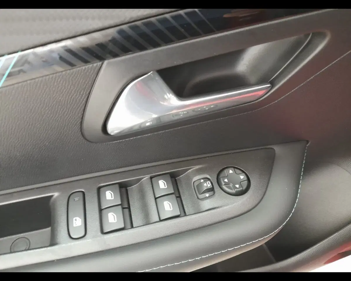 Peugeot 208 usata a Alessandria (17)
