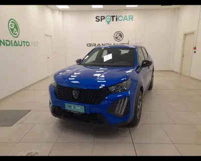 Peugeot 2008 1.2 puretech Active s&amp;s 100cv del 2024 usata a Alessandria