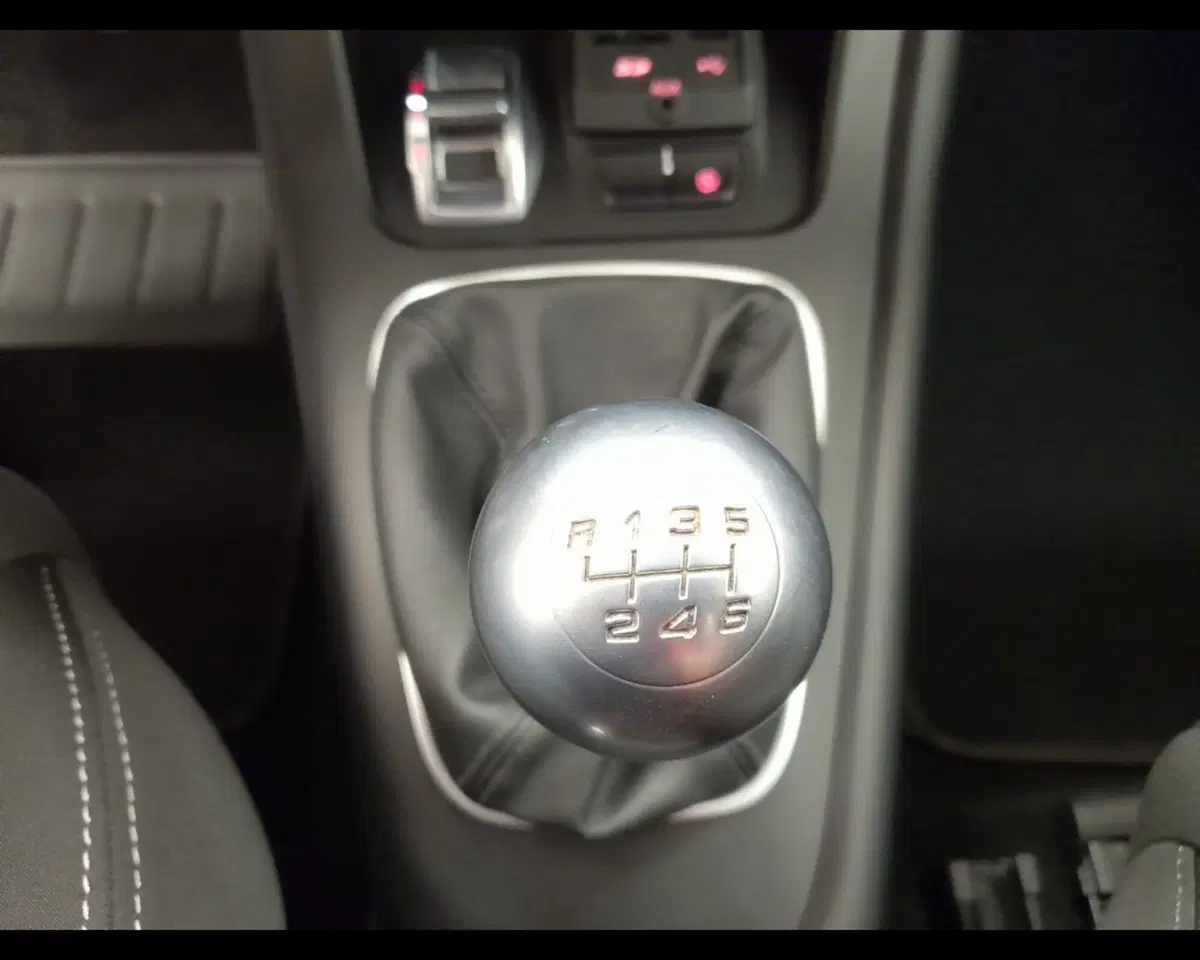 Alfa Romeo Giulietta usata a Alessandria (15)