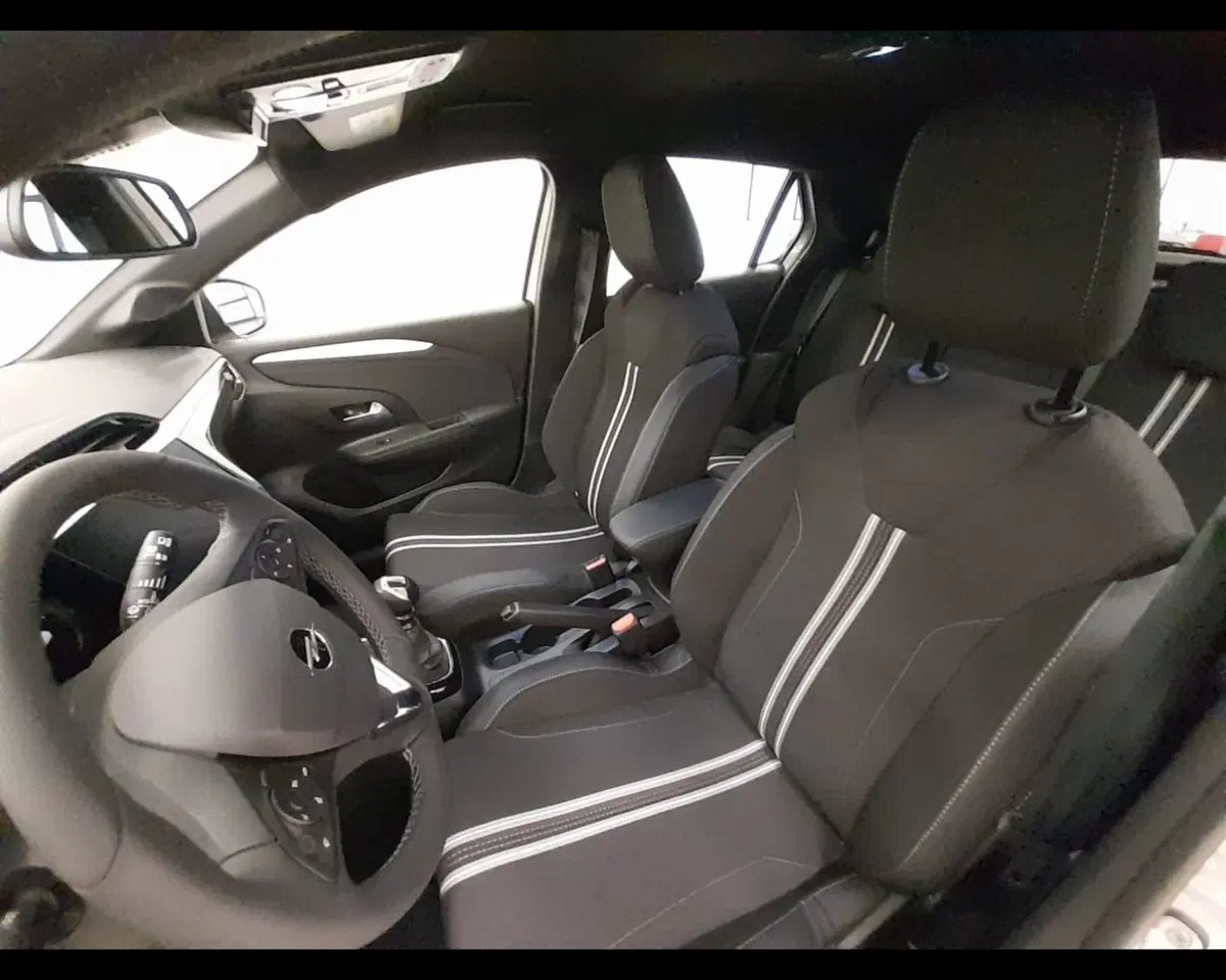 Opel Corsa nuova a Alessandria (20)