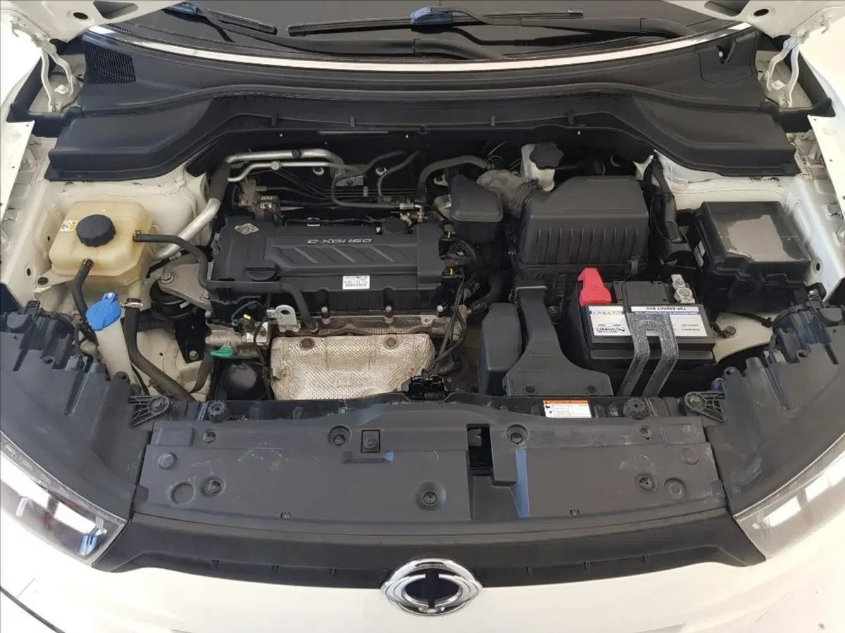 Ssangyong Tivoli usata a Lucca (14)