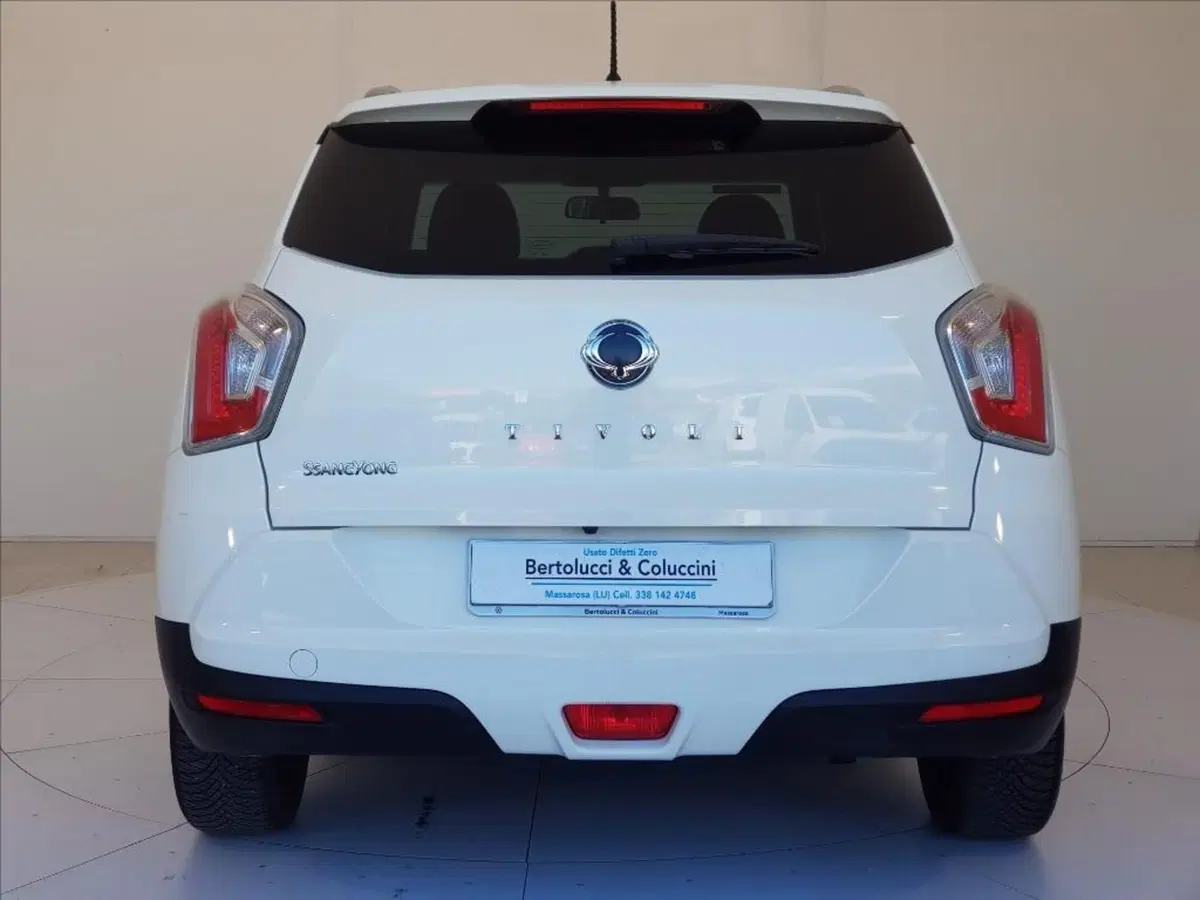 Ssangyong Tivoli usata a Lucca (5)