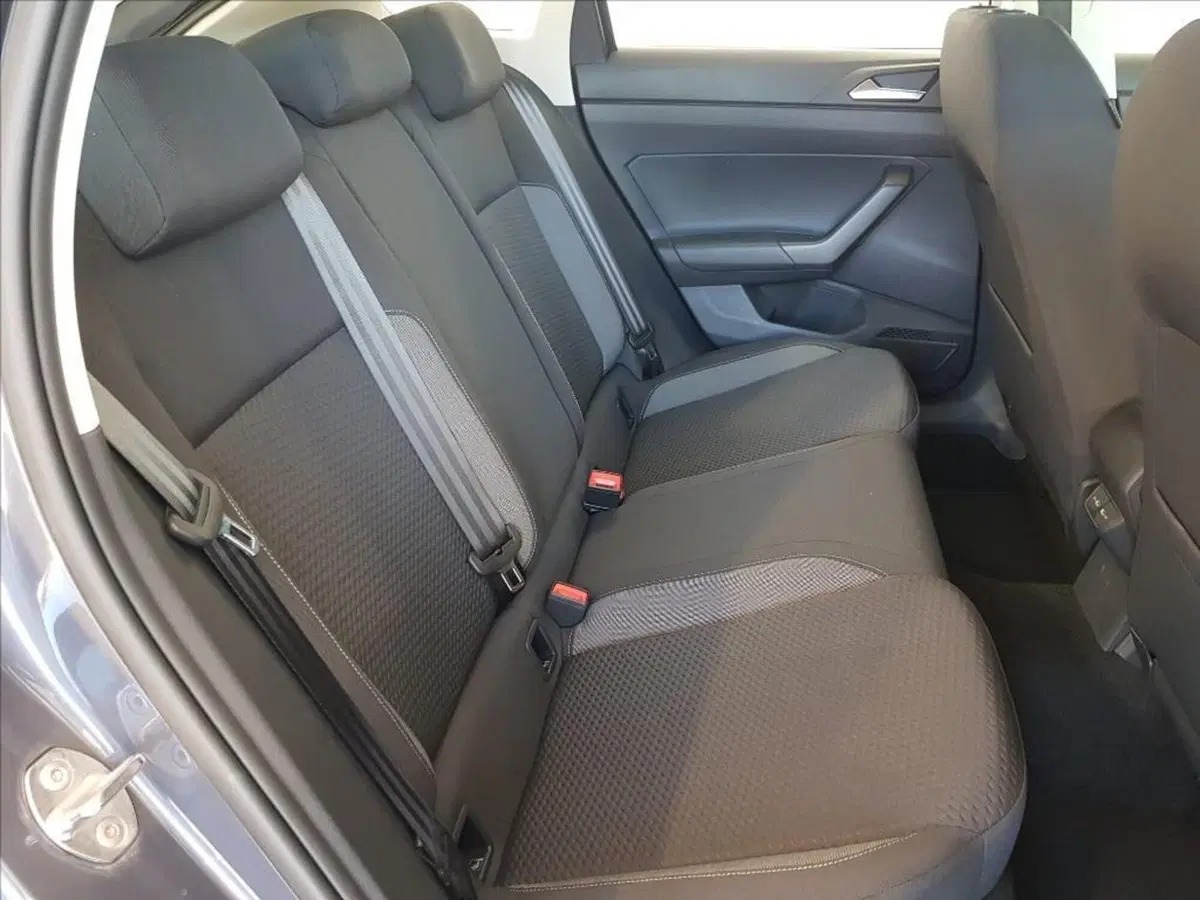 Volkswagen Taigo usata a Lucca (12)