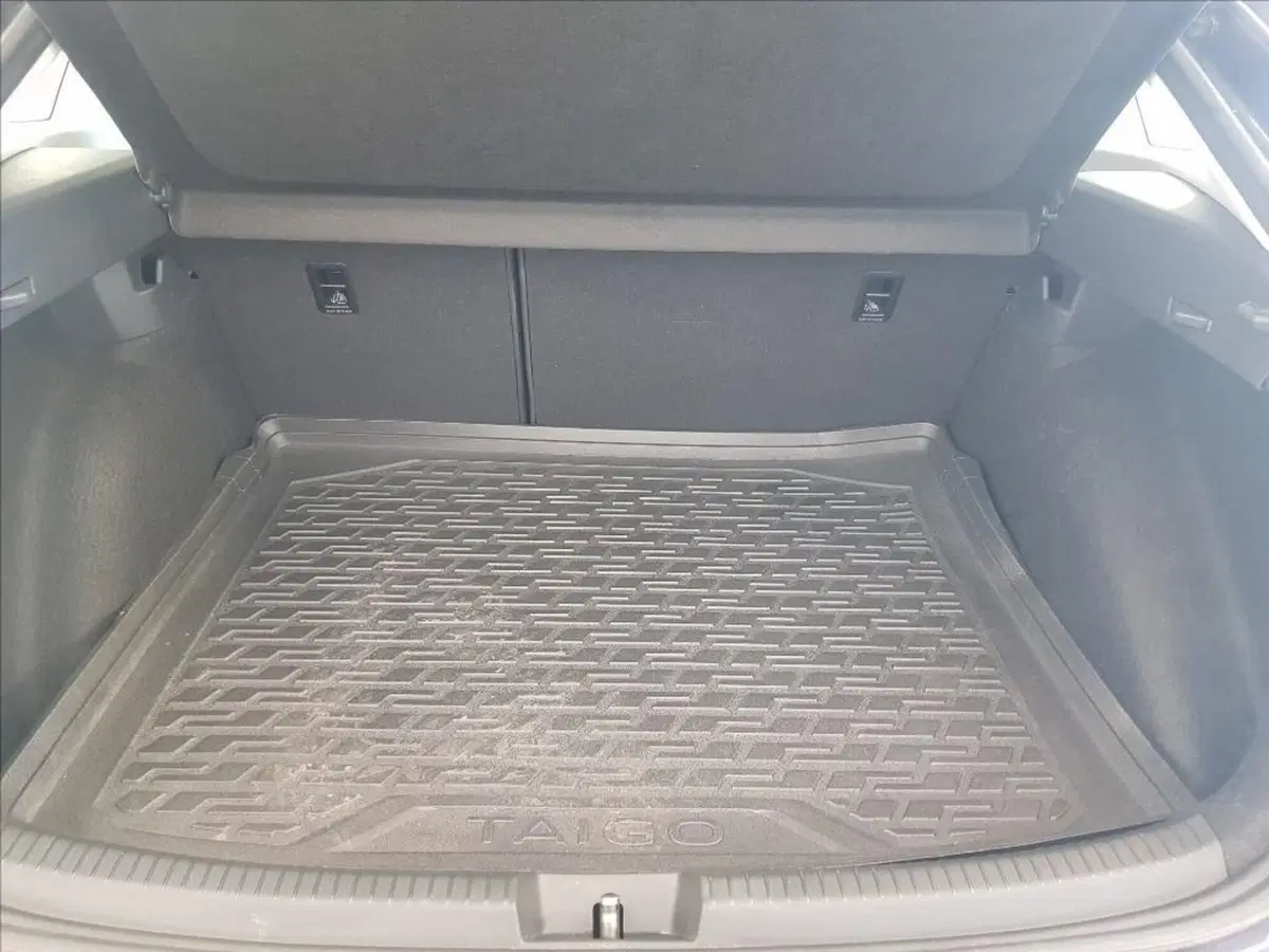 Volkswagen Taigo usata a Lucca (15)