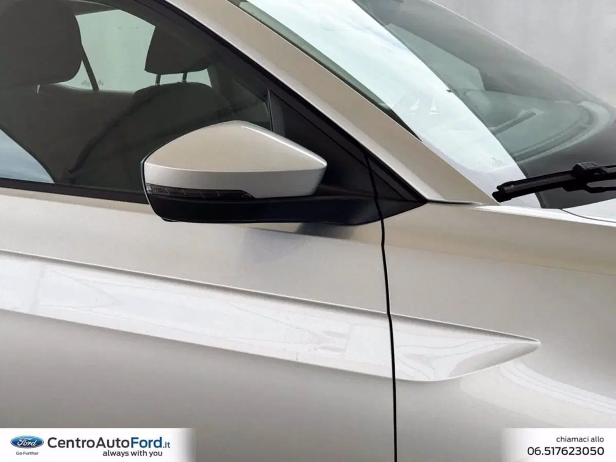 Volkswagen T-Cross usata a Roma (15)
