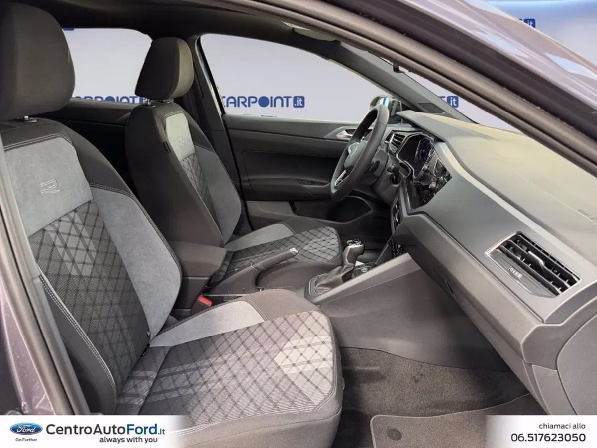 Volkswagen Taigo nuova a Roma (15)
