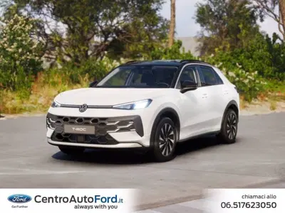 Volkswagen T-Roc 1.5 etsi Life 150cv dsg nuova a Albano Laziale